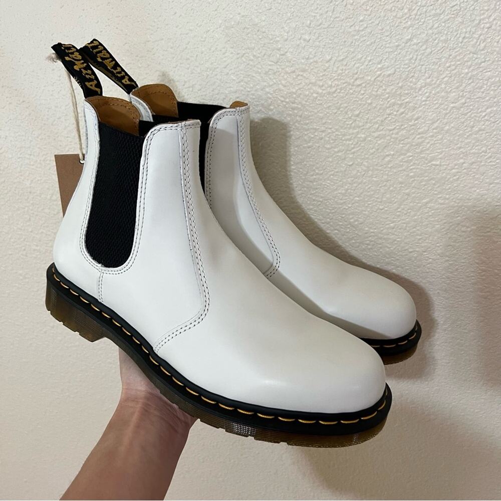 Dr. Martens 2976 YS Yellow Stitch Smooth Leather Chelsea Boots in White NEW 11